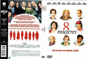 8 mujeres.