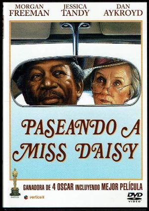 Paseando a Miss Daisy.