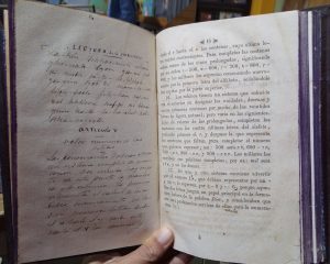 Análisis de la escritura y lengua hebrea.
