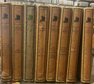 Historia de América Española. 8 vols.